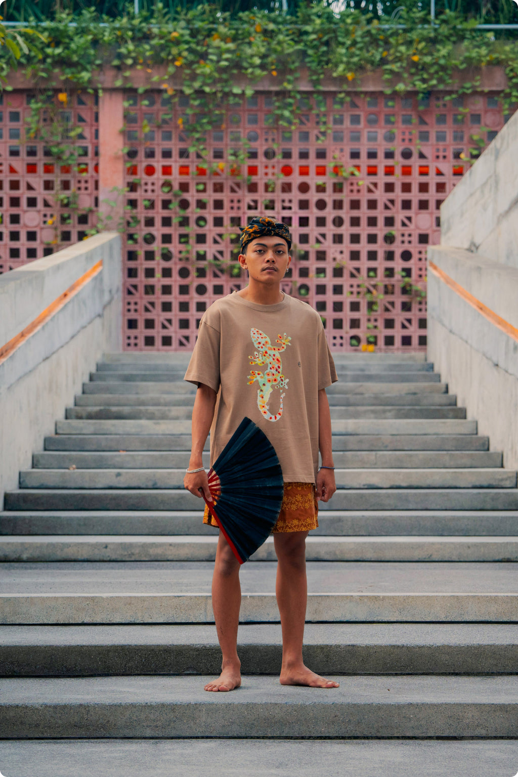 Gecko Short Sleeve Printed T-Shirt (Brown)
