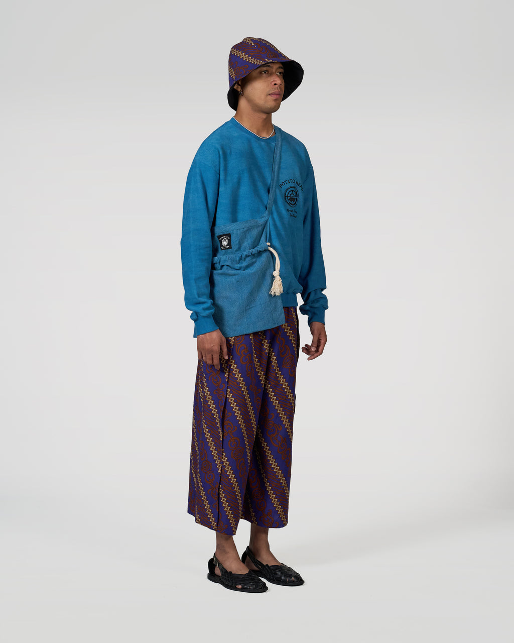 Yin Yang Crewneck Pullover Indigo